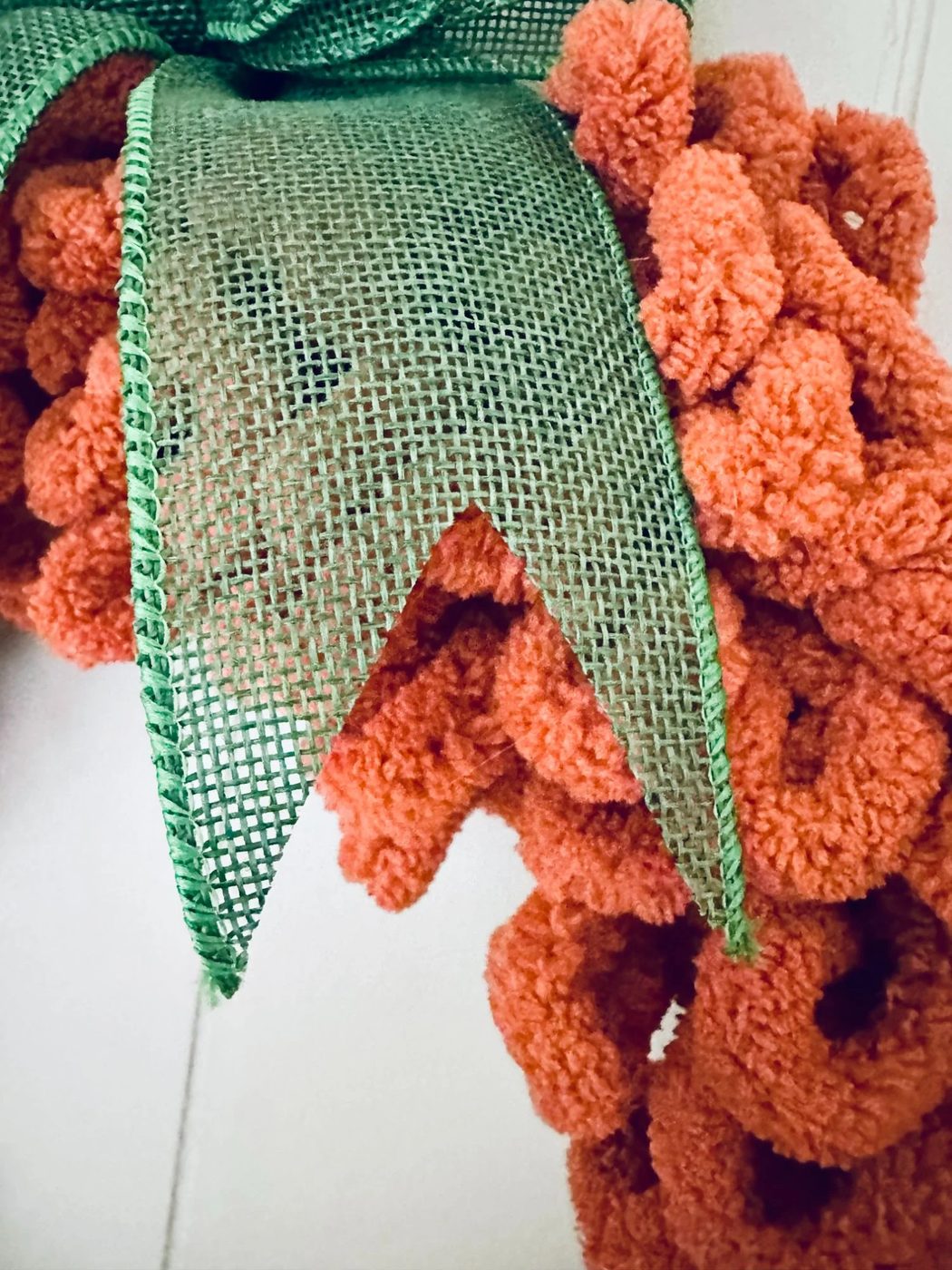 How To Make A Yarn Wreath Pumpkin Fall, Bekob (23)