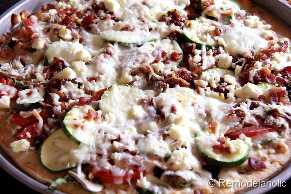 straightforward Veggie Pizza Recipe (7)