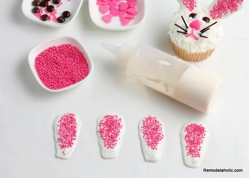 straightforward Easter Cupcakes: How to Decorate an Easter Bunny Cupcake
