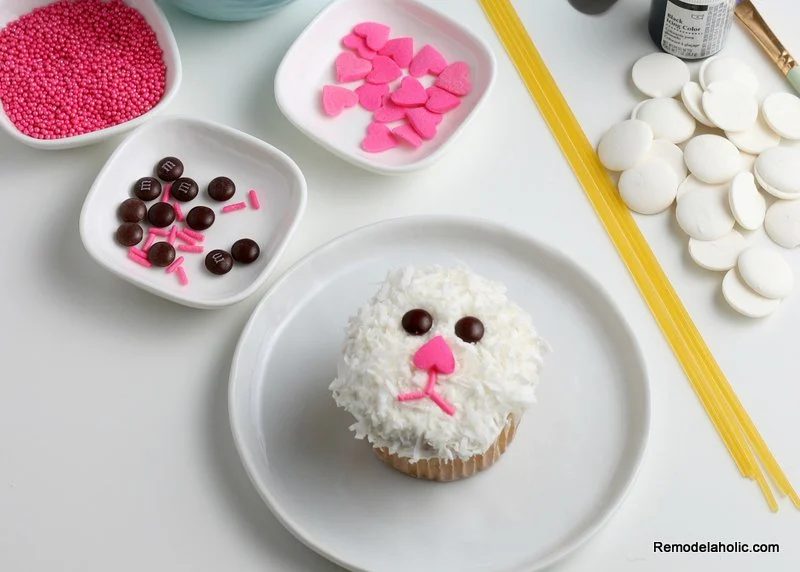 straightforward Easter Cupcakes: How to Decorate an Easter Bunny Cupcake