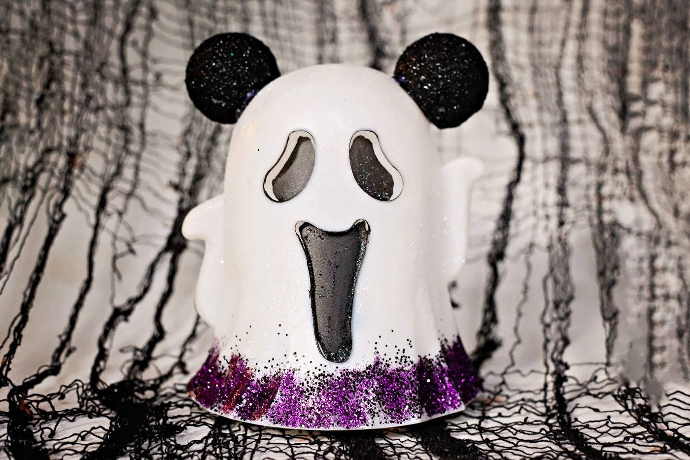 Handmade Mickey Mouse Ghost Luminary Purple, Bekob