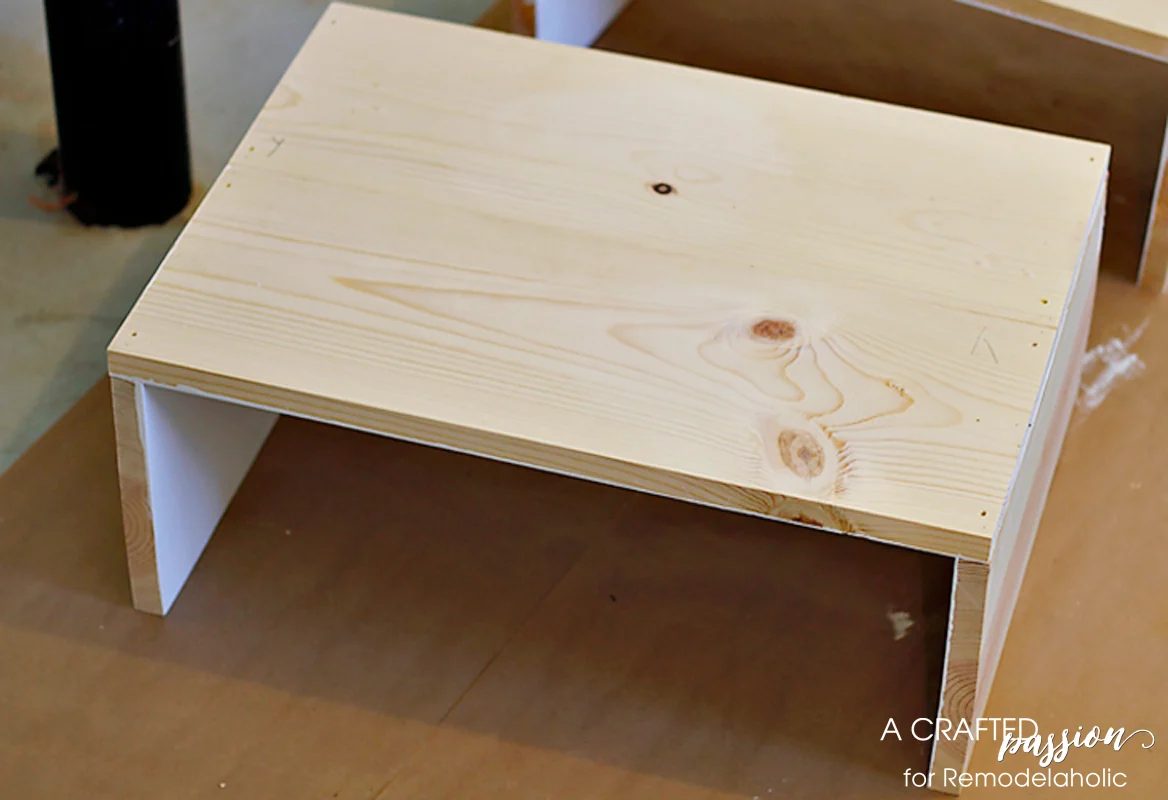 Side table walkthrough, Handmade boxy side table by A Crafted Passion featured on @Bekob
