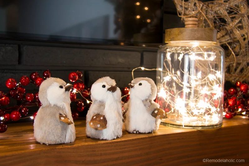 Christmas Mantel Decorating