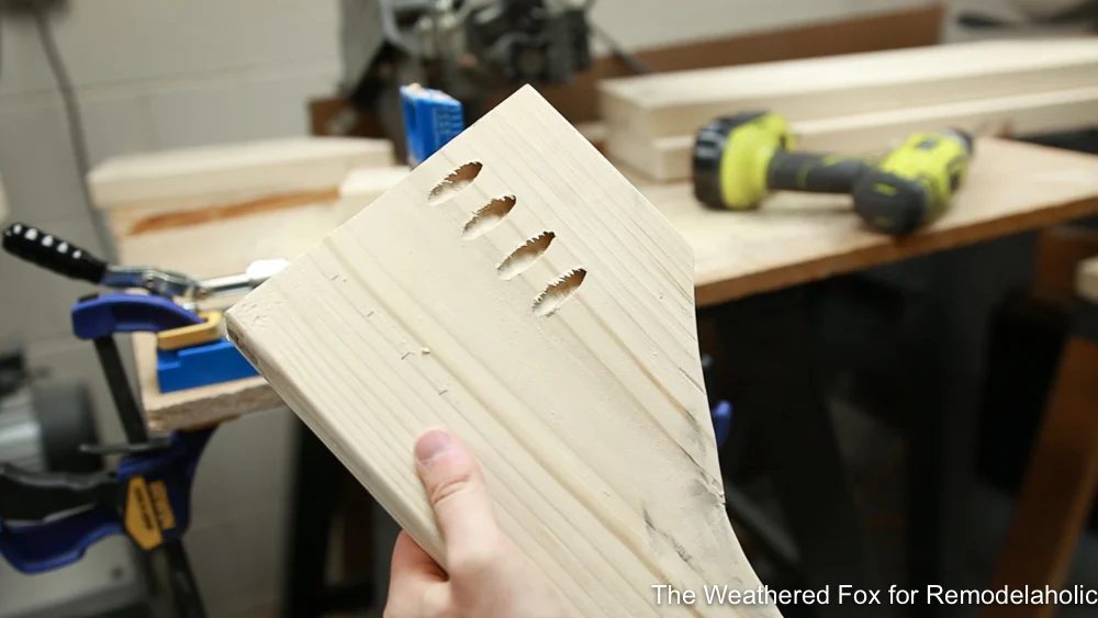pocket holes to join legs, How to make a wooden bench