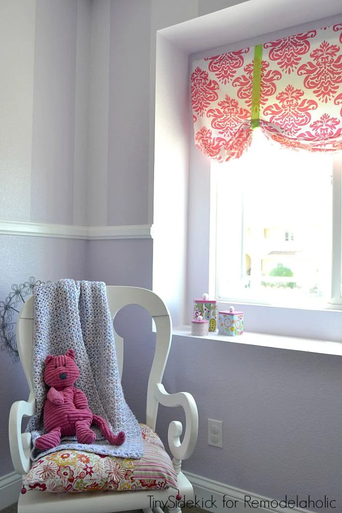 straightforward no sew window treatments for a little girl's room