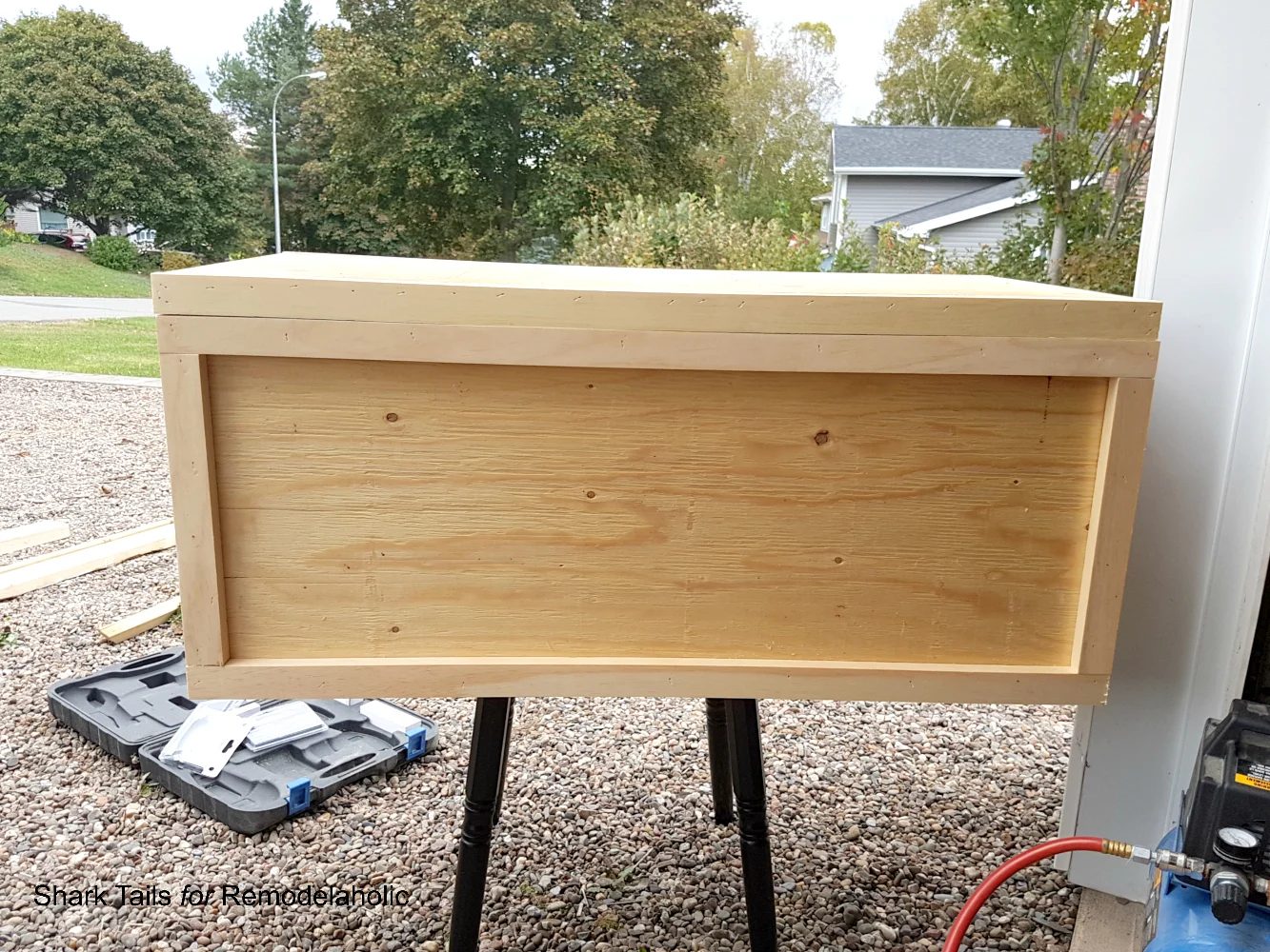 how to build a one sheet plywood storage box with lid
