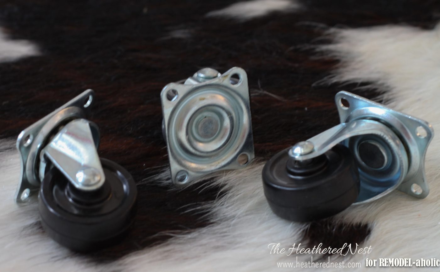 casters for inexpensive rolling wire baskets - The Heathered Nest on @Bekob
