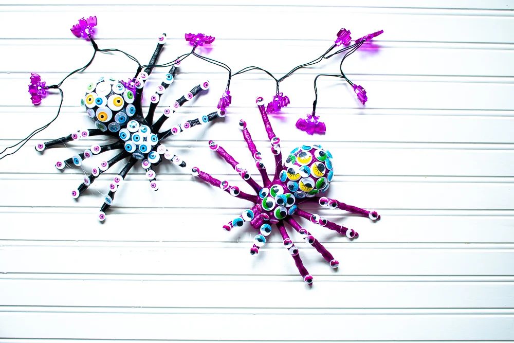 The How To Home Dollar Store Halloween Craft Googly Eyed Spiders (9 Of 21)