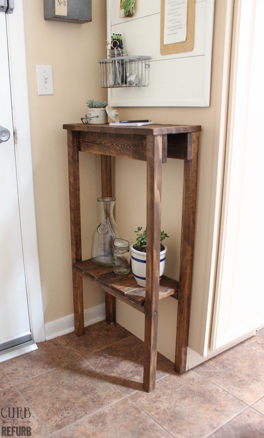 Upcyle a Pallet into a Console Table by Curb to Refurb featured on Bekob