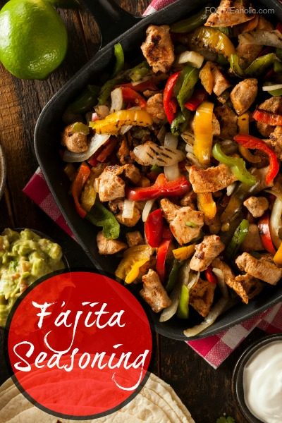 Fajita Seasoning | FOODIEaholic.com #recipe #cooking #Mexican #seasoning #spice #rub #fajitas #burritos #chicken #beef