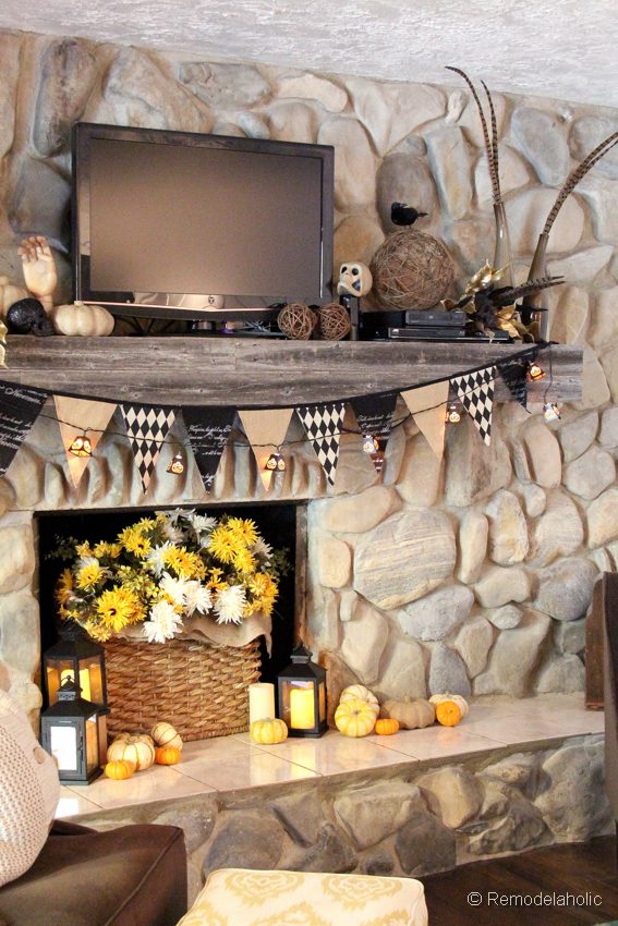 Fall-mantel-and halloween-mantel-decor-options-7