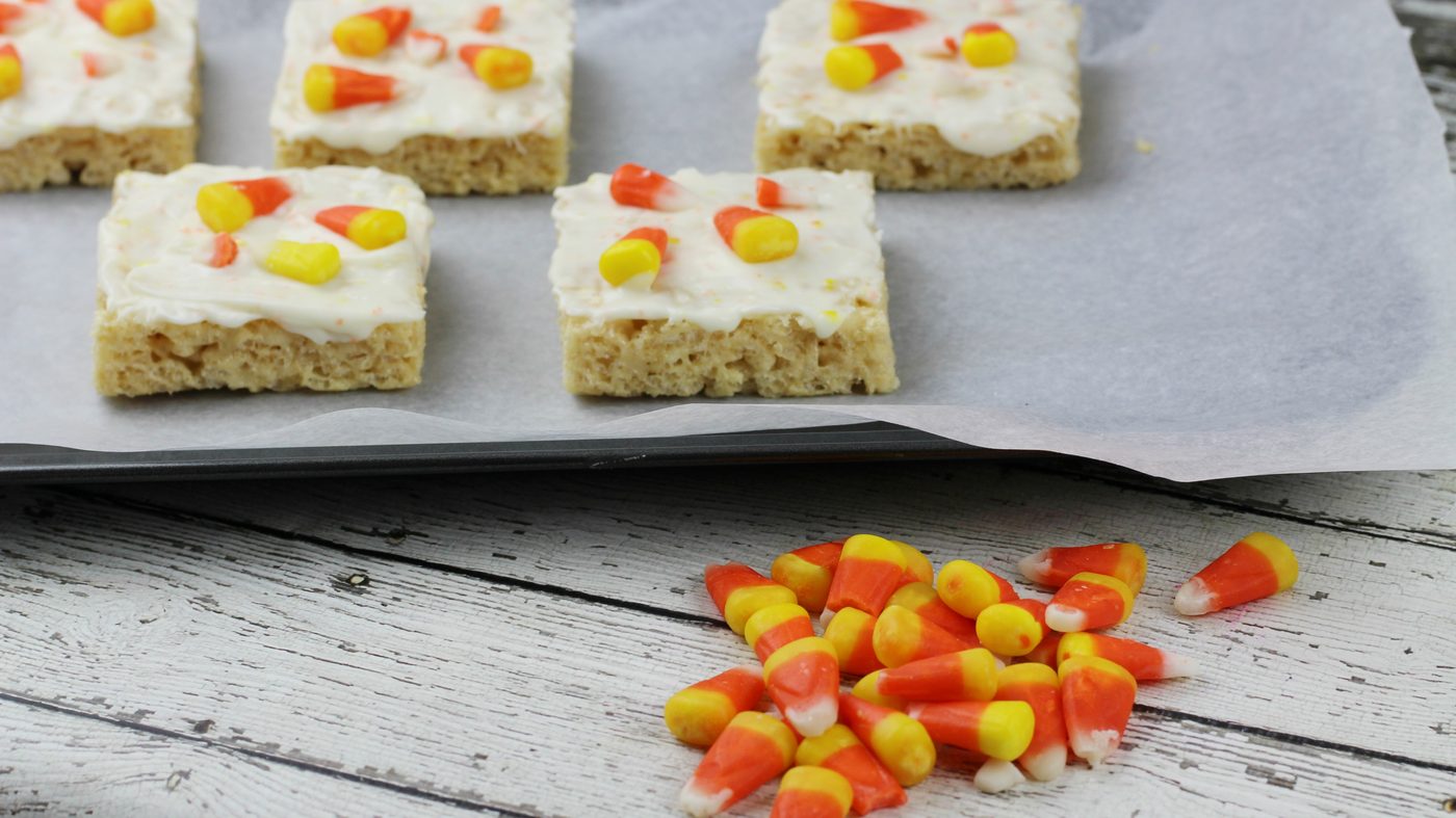 Get festive for Fall with these delicious fall candy corn rice krispies recipe via Bekob.com