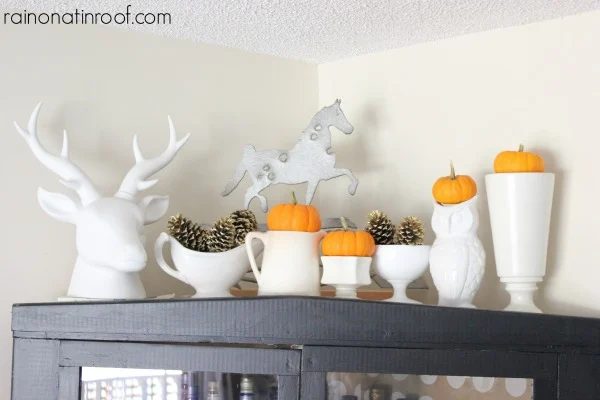 https://rainonatinroof.com/2013/10/fall-home-tour/