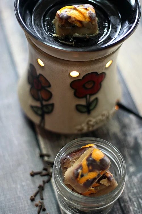Looking to make something special for gift giving this holiday season? Try one of these 20 Fantastic Handmade Gifts for under $20 featured on Bekob.com