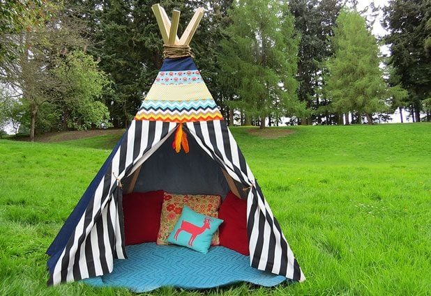 Looking to make something special for gift giving this holiday season? Try one of these 20 Fantastic Handmade Gifts for under $20 featured on Bekob.com