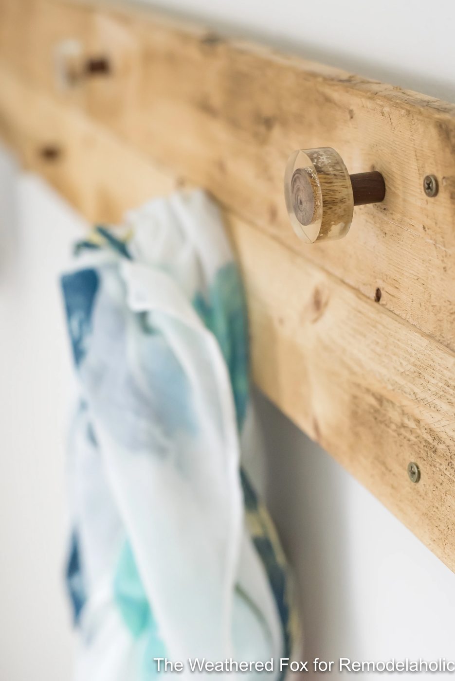 The Weathered Fox Farmhouse Wall Rack walkthrough