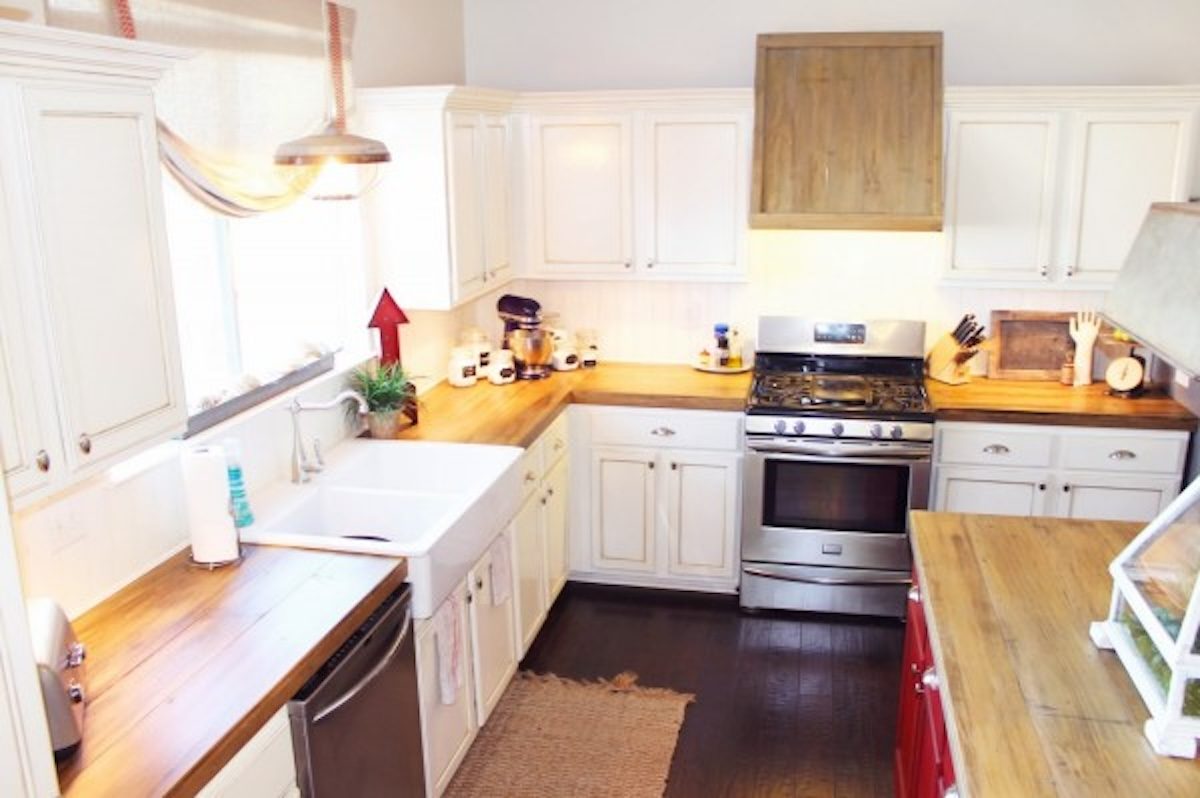 White Rustic Kitchen The Ragged Wren On Bekob 600x399