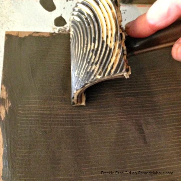 Use Faux Bois Tool For Faux Wood Plank Brown Paper Floor, Freckle Face Girl For Bekob