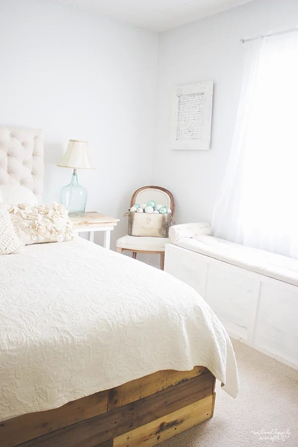 17 Master Bedroom In Rustic White, A Christmas Home Tour By We Lived Happily Ever After Featured On @Bekob