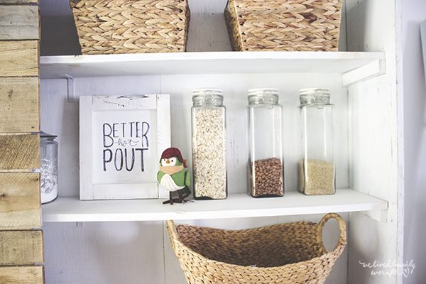 10 Open Shelving In Kitchen, Subtle Holiday Decor, By We Lived Happily Ever After Featured On @Bekob