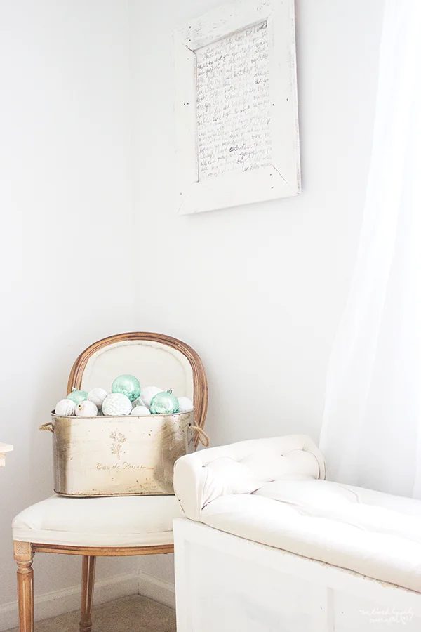 19 Add Christmas Decor To Your Bedroom In Subtle Ways, By We Lived Happily Ever After Featured On @Bekob