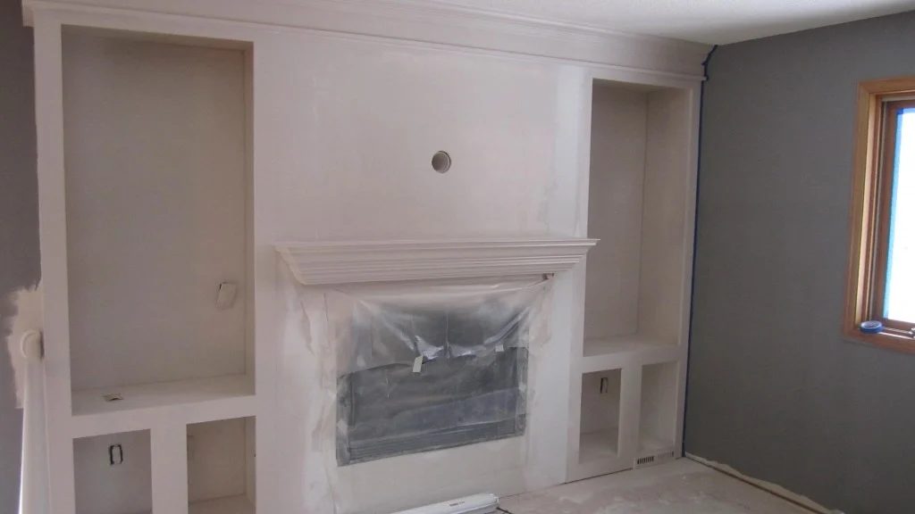 spray painted fireplace makeover, construction2style on Bekob