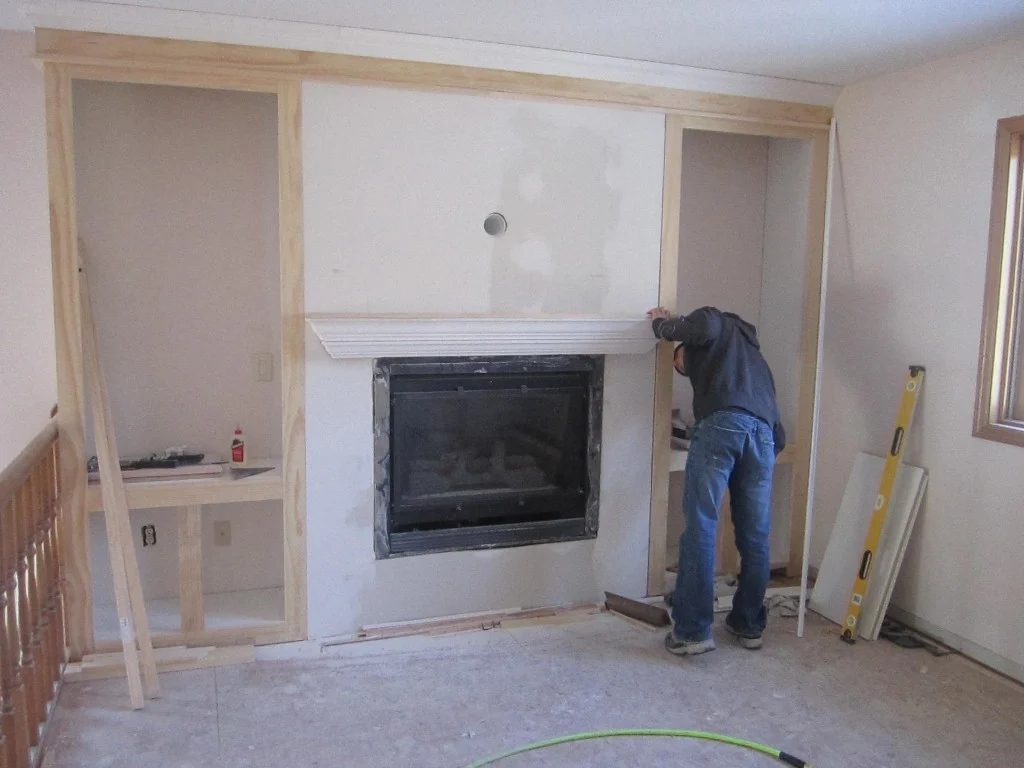 framing in the fireplace built-in shelves, construction2style on Bekob