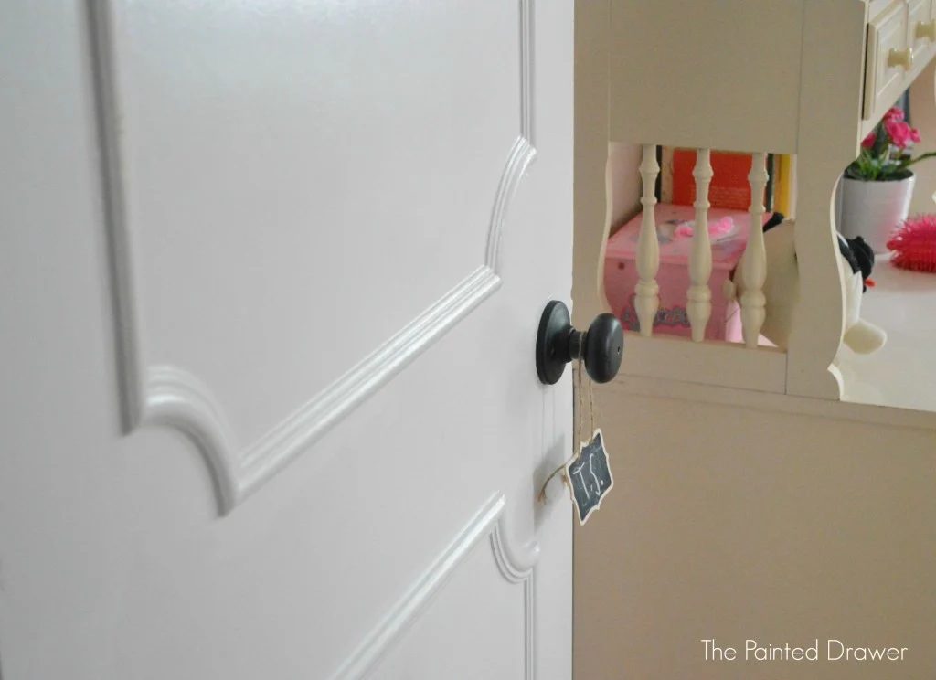 Create a Paneled Door by The Painted Drawer featured on @Bekob