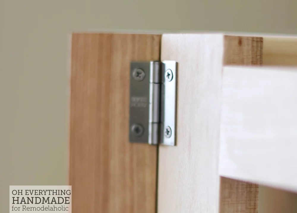 use hinges to make folding craft table / foldable gateleg desk