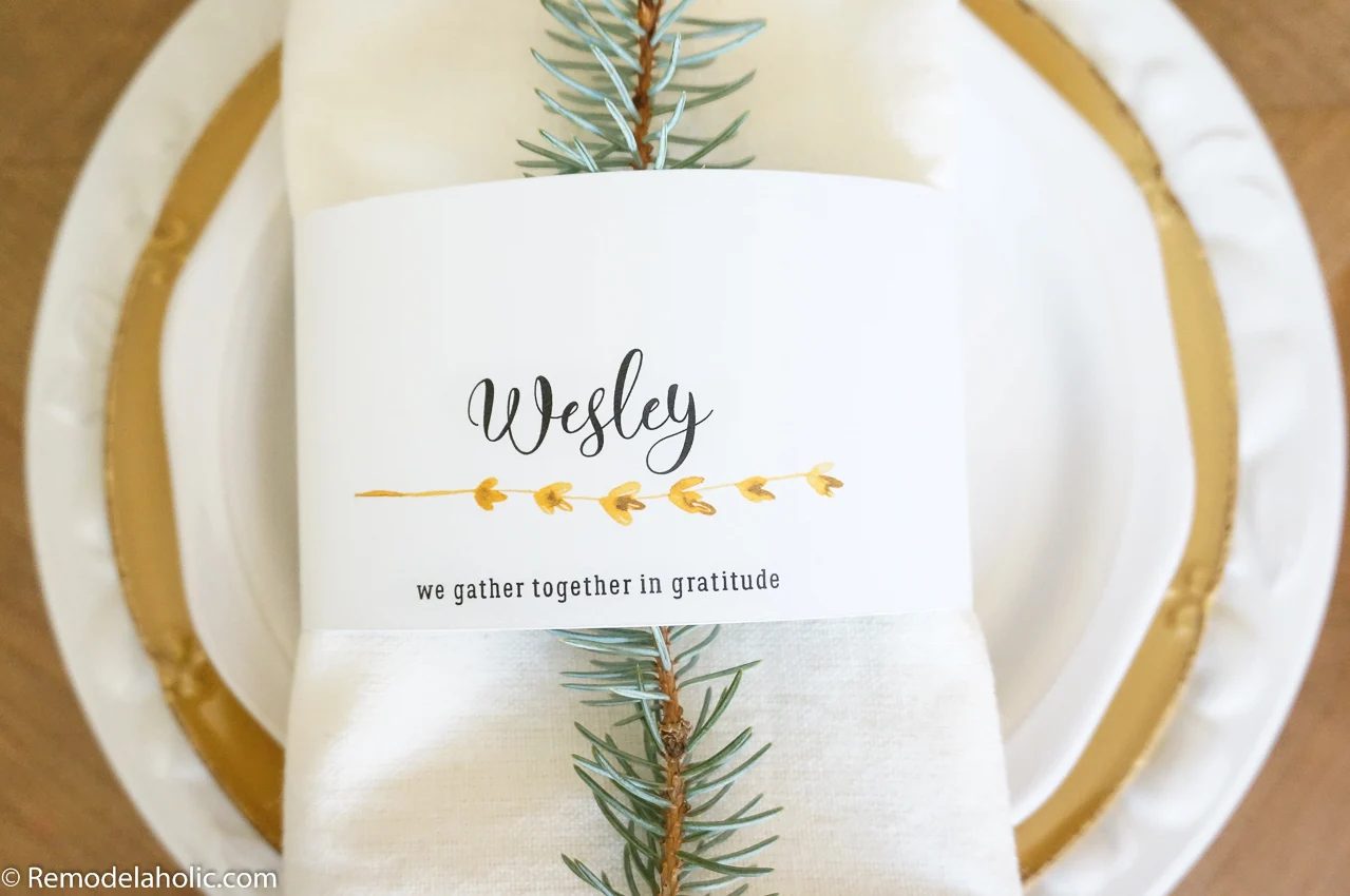 FREE Customizable Place Cards and Thanksgiving Printable Transfer