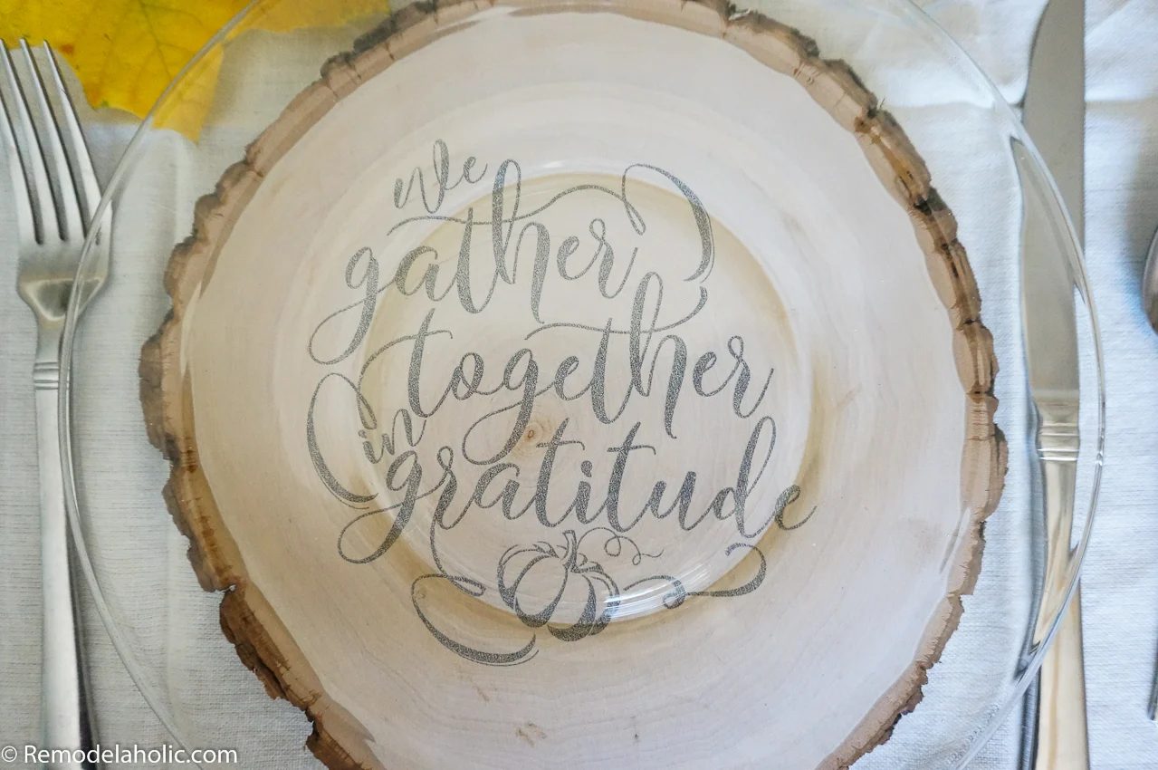 FREE Customizable Place Cards and Thanksgiving Printable Transfer