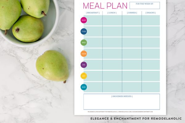 Get your school year on track with this free printable meal planner. With a space to plan all of your breakfasts, lunches, dinners and snacks, you can stay organized and discipline