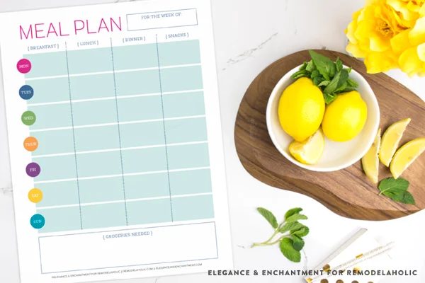 Get your school year on track with this free printable meal planner. With a space to plan all of your breakfasts, lunches, dinners and snacks, you can stay organized and discipline
