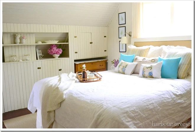 Beach-themed-bedroom-bedrooms-blue-green-lavender-accents4