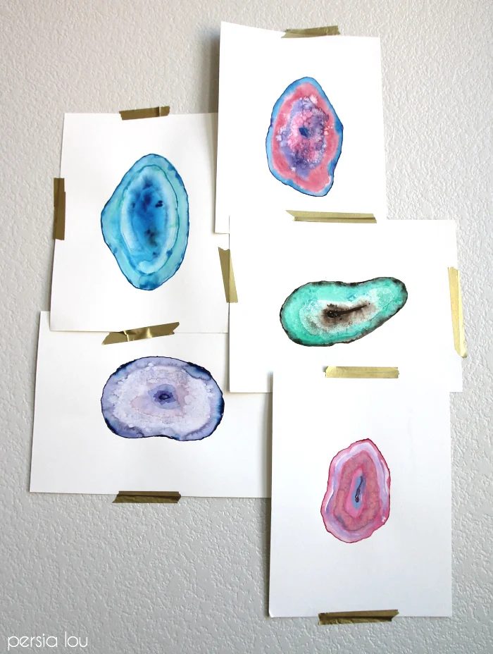 40+ Free Printables for Gallery Walls | Bekob.com #free #printables #art