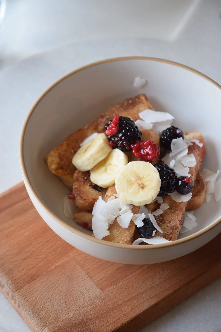 French Toast Bowl with Cinnamon Sugar is a well fitted breakfast or brunch food