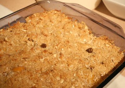 Fresh Pineapple and Peach Crumble | FOODIEaholic.com #recipe #cooking #baking #dessert #crumble #pineapple #peach