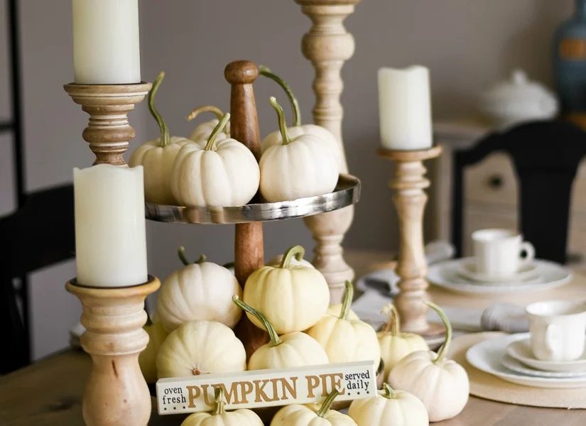 Friday Favorites: striking Backsplashes and Smart Boot Storage
