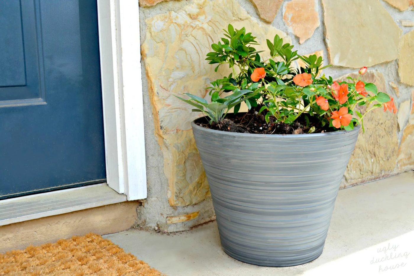 Diy Tricks For Covered Porch Planters Ugly Duckling House