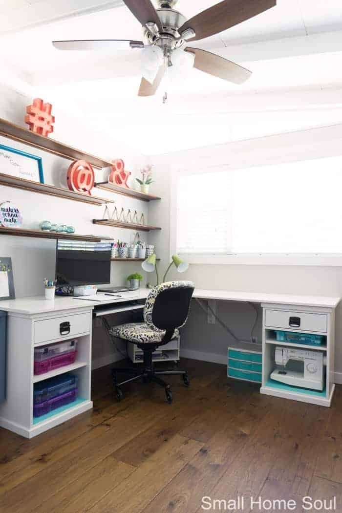 Office Makeover Reveal 03 Desk