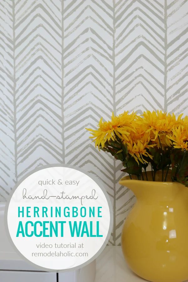 Quick low-cost And straightforward Hand Stamped Accent Wall In A Geometric Herringbone Pattern |Get a designer look for less by DIYing a hand-stamped accent wall in a herringbone p