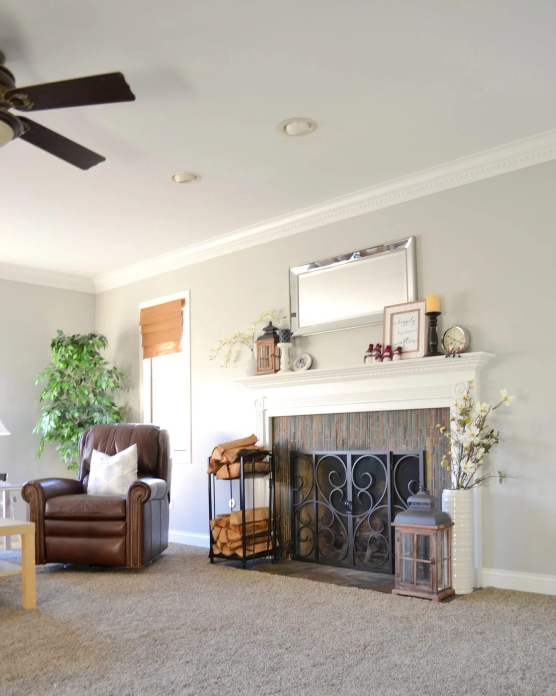 Friday Favorites: Reliable Gold Spray Paint and Distressed Black Furniture