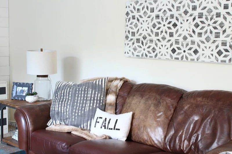 Friday Favorites: Build a Shed and Farmhouse Wall Art