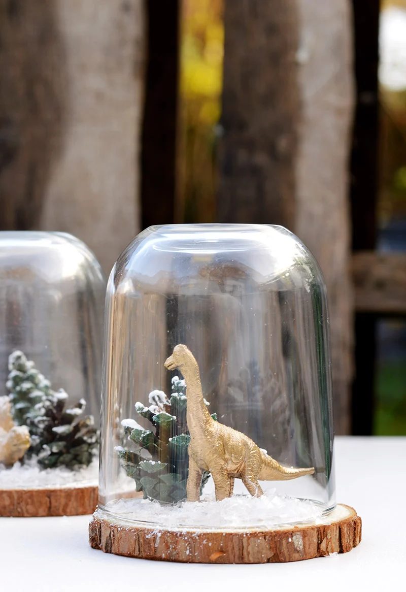 Christmas Cloche Dinosaur 5s