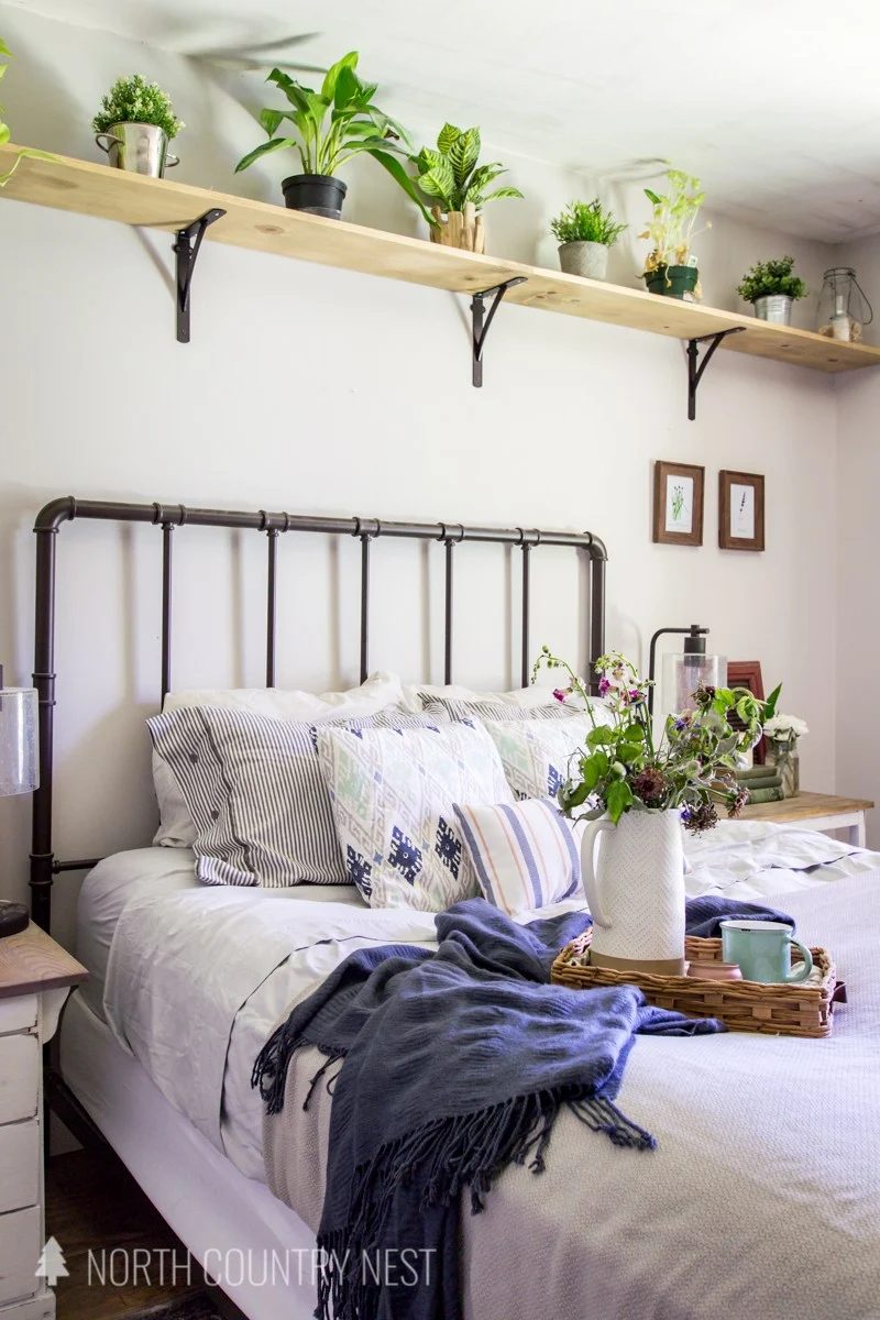 Friday Favorites: Cute Toy Storage and a Reading Nook