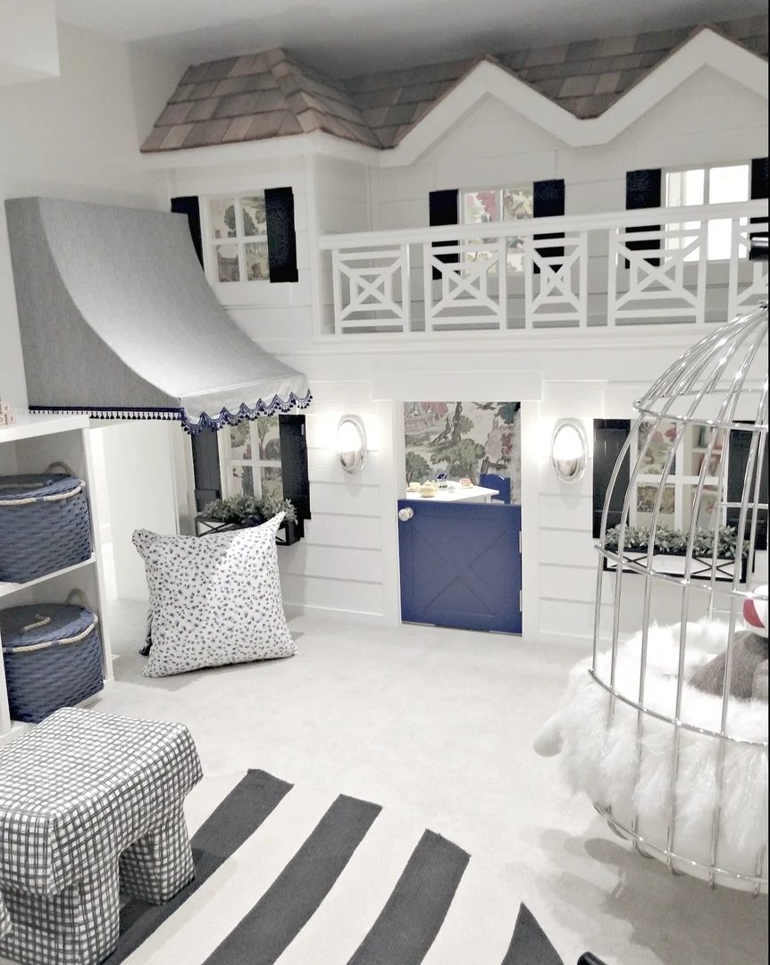 Friday Favorites: Handmade Carved Corbels and an Off The Hook Playhouse