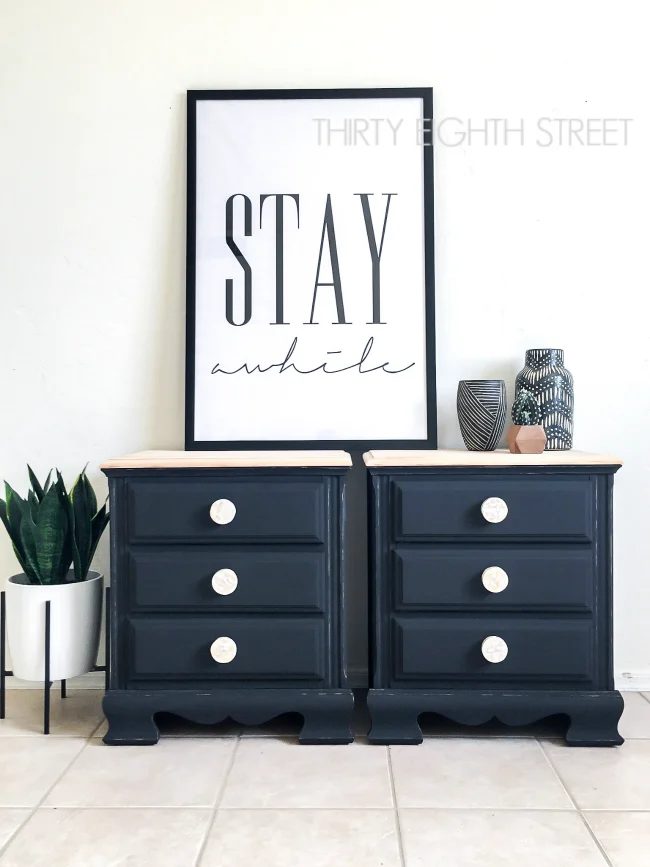 Minimalist Modern Painted Furniture 20