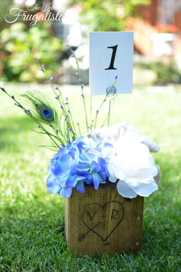 Wooden Centerpiece Boxes With Florals 600