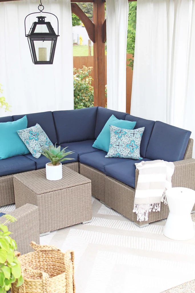 Pf Summer Patio Makeover A Nod To Navy