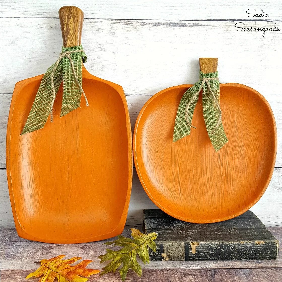 Repurposed Monkey Pod Wood Tray Platter From Thrift Store Chalk Painted As Pumpkin For Handmade direct Autumn Fall Decor By Sadie Seasongoods